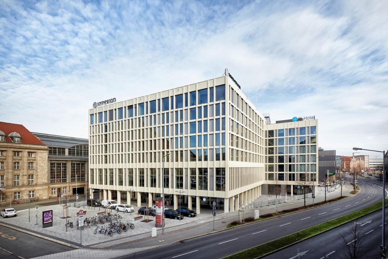 Hyperion Hotel Lipsko Exteriér fotografie The new building of the university library