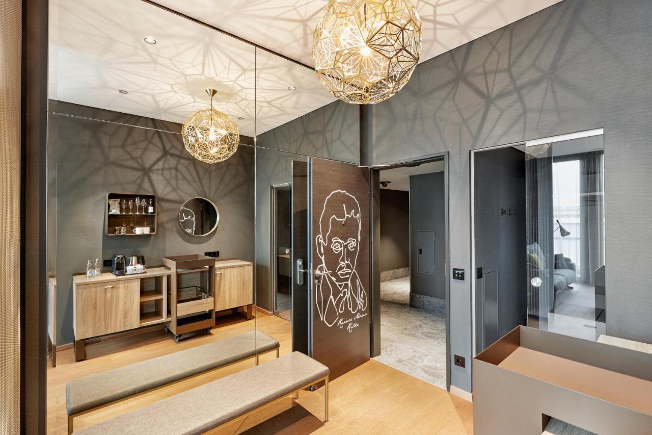 Hyperion Hotel Lipsko Exteriér fotografie A suite at the airport
